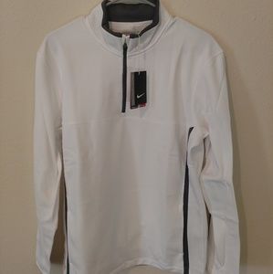 NWT Men's Nike Golf Pullover. Sz Medium. Blk/Wht.